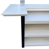 Table de bar extérieure moderne en HDPE avec armoire de rangement et deux étagères porte-gobelets, résistante aux intempéries pour terrasse et parc
