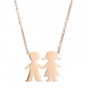 Collana con Ciondoli Personalizzati in Acciaio Inossidabile Placcato Oro con Nome di Famiglia, Coppia e Ragazzo e Ragazza - Product Image 3