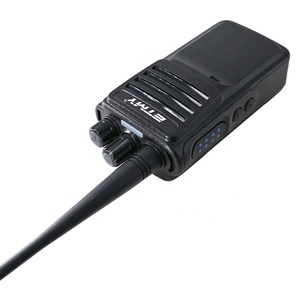 Walkie Talkie Profesional Resistente al Agua IP68 de 10W de Alta Potencia UHF VHF de Doble Banda para Comunicación en Obras de Construcción - Product Image 3