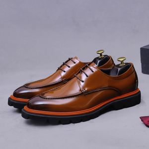 Bottes à talon carré en cuir véritable et daim faites à la main pour hommes, chaussures décontractées et habillées souples pour l'automne - Product Image 1