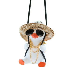 Pendentif de voiture en alliage en forme de canard de dessin animé, diffuseur d'arômes pour rétroviseur, décoration intérieure de voiture, cadeau - Product Image 3