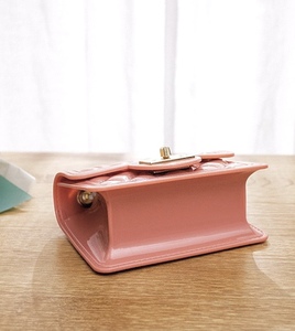 Bolso cruzado colorido para damas Venta caliente Bolso de mujer Bolso de PVC al por mayor - Product Image 3