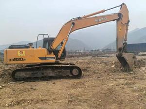 Used CE ISO Certified 8 Ton Kato HD820R Mini Crawler Excavator Serviced Compact <strong>Tracked</strong> <strong>Digger</strong> Landscaping Utility Work - Product Image 2