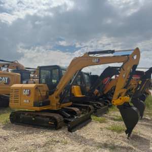 Mini-excavatrice sur chenilles CAT 305.5E2 d'occasion, excellent état, moteur puissant, châssis stable, forte force de creusement, en stock - Product Image 5