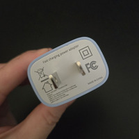 Chargeurs doubles ports PD 25W à charge ultra-rapide et synchronisée pour plusieurs appareils, compatibles avec les marchés mondiaux (Rubik's Cubes)