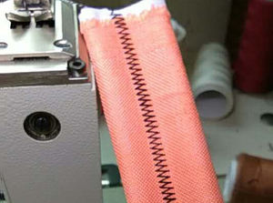 Machine <span class=keywords><strong>à</strong></span> coudre <span class=keywords><strong>à</strong></span> tête haute pour équipement de protection, machine <span class=keywords><strong>à</strong></span> coudre zigzag <span class=keywords><strong>à</strong></span> entraînement direct, équipement de couture en chevrons RN-1630 - Product Image 5