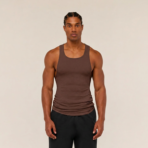 Camiseta Deportiva Casual para Hombre con Tela Transpirable y Estilo Atlético para Uso Diario - Product Image 1