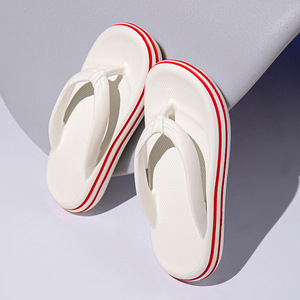 Chanclas Blancas y Negras con Suela Suave Antideslizante para Adultos, Uso Casual, Hogar, Playa, Viajes - Product Image 1