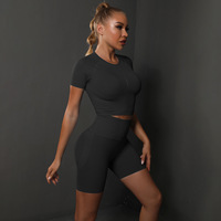 Ensembles de yoga personnalisés avec logo pour femmes, t-shirt à manches courtes et short taille haute sans couture, ensemble 2 pièces respirant pour la gym et le fitness