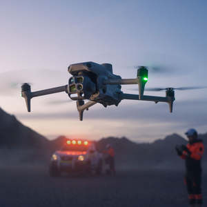 Dron Miniatura DJ Matrice 4T/4E Versión Universal, Control Remoto Experto, Motor sin Escobillas, Cámara Dual FPV, Cuerpo de Plástico, 5 km de Alcance - Product Image 5