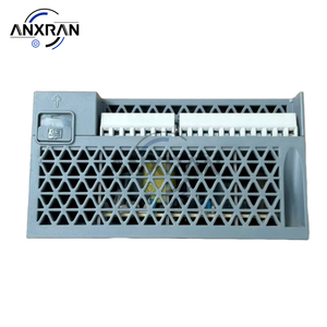 อุปกรณ์ควบคุมโปรแกรมได้สำหรับ Schneider TM100C24RN M100ที่100-240VAC 50/60Hz 24VAC 14I/10O Modicon - Product Image 2