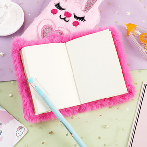 <span class=keywords><strong>Cuaderno</strong></span> de Peluche con Diseño de Conejo de Dibujos Animados 2026, Mini Libreta de Bolsillo Portátil, Fácil de Llevar, Ideal <span class=keywords><strong>para</strong></span> Niñas - Product Image 4
