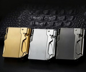 Square Shape Metal <b>Windproof</b> Butane Gas <b>Lighter</b> Refillable Durable Portable for Smoking & Camping - Product Image 6