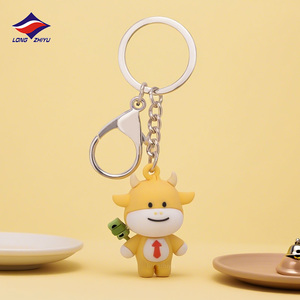 Longzhiyu 18 años fabricante alta calidad diseño personalizado dibujos animados Pvc llavero 3D silicona Anime Animal llavero - Product Image 5