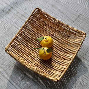 จานผลไม้เอเชียตะวันออกเฉียงใต้ พลาสติกเลียนแบบหวาย ทออย่างทนทาน สไตล์เรียบง่าย ขนาดมาตรฐาน สำหรับห้องรับประทานอาหาร ห้องนั่งเล่น - Product Image 3