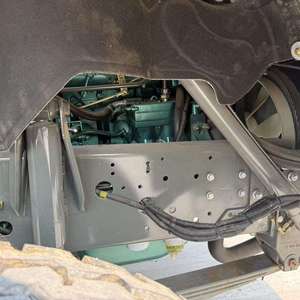 Gebrauchter Howo 6x4 10-Rad-LKW mit 351-450 PS Motor Euro 2 Emission Linkslenker Rückfahrkamera - Product Image 6