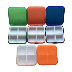 صندوق بلاستيكي مخصص 4 مقصورات علبة حبوب منع الحمل صندوق حبوب منع الحمل مربع - Product Image 1