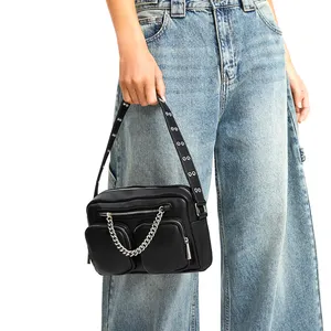 Женская сумка через плечо с карманами