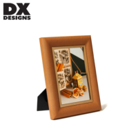 Bingkai Foto Kayu Solid Berlapis Kulit Coklat DX Designs Ukuran 4x6 5x7 8x10 Inci, Bingkai Gambar Kayu untuk Dekorasi Rumah, Dapat Diletakkan di Meja & Dipasang di Dinding
