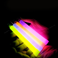 Lot de 100 bâtons lumineux néon qui brillent dans le noir pour Halloween, Noël, la remise des diplômes, le Nouvel An chinois – Fournitures de fête
