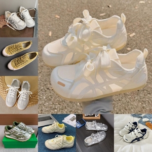 Vente en gros de baskets décontractées pour hommes et femmes, styles variés, stock en vrac, assortiment aléatoire, chaussures épaisses blanches et colorées, lot - Product Image 2