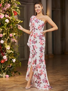 Elegante Abito Estivo con Stampa Floreale, Monospalla e Orlo Asimmetrico - Product Image 5