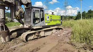 Année 2023 Zoomlion 180Kn.m ZR180G Occasion ZR220 ZR150 ZR160 ZR280 ZR360 Foreuse de pieutage Fabriquée en Chine - Product Image 2