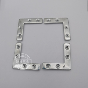 Support d'angle en aluminium Autonomy 15 – Accessoire de quincaillerie durable pour la décoration intérieure - Product Image 3