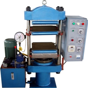 Presse de vulcanisation en caoutchouc de laboratoire de petite taille 0,5 MN - Product Image 1