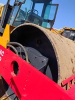 Expédition rapide qualité supérieure utilisé Dynapac CA301D rouleau compresseur utilisé compacteurs de sol vibrants forte puissance rouleau à tambour unique