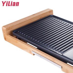 Corps en bambou barbecue machine ménage intérieur <span class=keywords><strong>4</strong></span>-personne sans fumée de cuisson barbecue plat antiadhésif électrique <span class=keywords><strong>appareil</strong></span> à <span class=keywords><strong>raclette</strong></span> - Product Image 3