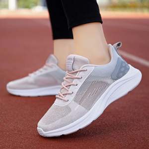 Chaussures de sport pour femmes en gros, baskets respirantes en maille pour filles, chaussures de marche et de course pour femmes, chaussures de créateur - Product Image 5