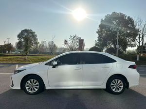 Usado para <span class=keywords><strong>Caldina</strong></span>, caja de cambios automática, tracción delantera, 5 asientos de cuero, techo solar oscuro, faros LED, cámara trasera, neumáticos R16, volante a la izquierda - Product Image 2