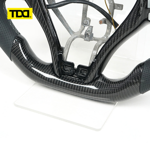 Volante de Fibra de Carbono Real TDD Compatible con Nissan - Product Image 3