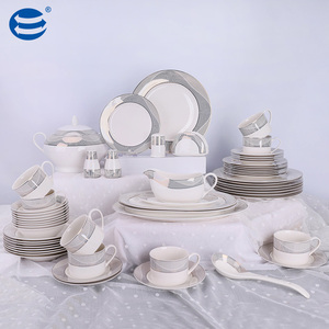 Tuyệt Vời 61Pcs Bộ Đồ Ăn Bằng Sứ Tinh Tế Hoàng Gia Sang Trọng Với Hộp Màu Đóng Gói - Product Image 1