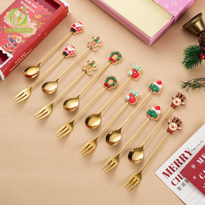 Ensemble de vaisselle de Noël moderne, motif de Noël créatif, cuillères et fourchettes en acier inoxydable plaqué argent avec effet miroir - Product Image 3