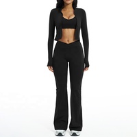Ensemble de sport et yoga 3 pièces écologique pour femme : soutien-gorge froncé uni, pantalon évasé et veste de sport ajustée