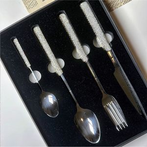 Ensemble de couverts en acier inoxydable 304 de qualité industrielle Jinhui, couteau à steak, fourchette, cuillère, boîte cadeau, finition polie miroir - Product Image 1