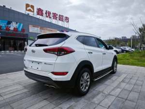 2015 Hyundai Tucson 1.6T รถเบนซินแบบคลัตช์สองล้อขับเคลื่อนอัตโนมัติราคาไม่แพง - Product Image 6