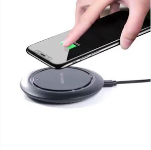 Custom Logo Car Phone Holder Personalized Gifts Fast Magnetic Wireless Charger Pad - Product Image 3