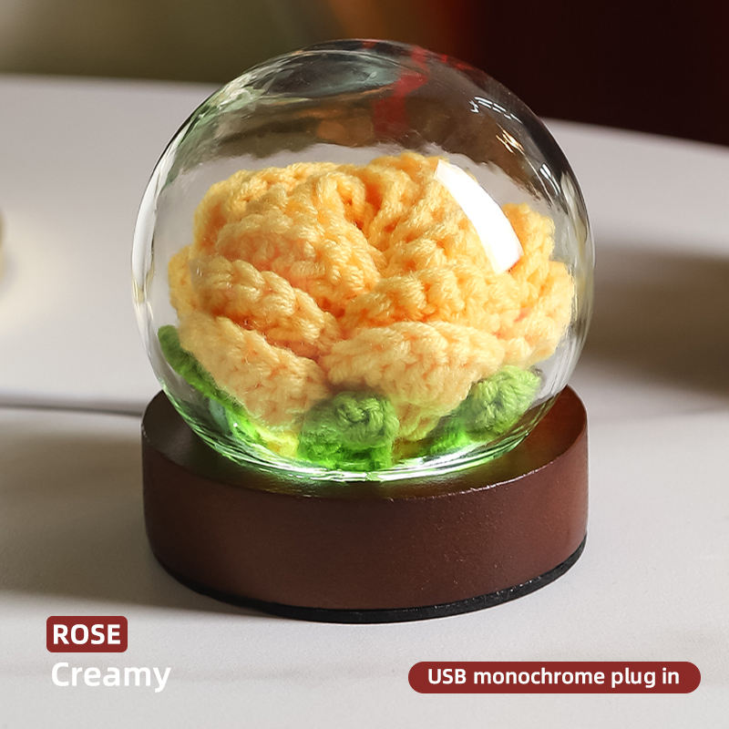 กุหลาบครีมมี่