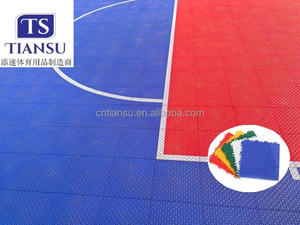 Sol flottant sportif emboîtable en PP pour terrains <span class=keywords><strong>de</strong></span> badminton et <span class=keywords><strong>de</strong></span> basketball, utilisation intérieure/extérieure, surface souple, logo personnalisé - Product Image 6
