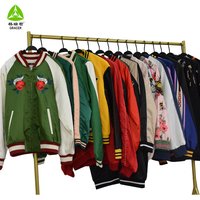Pakaian Bekas Grosir Jaket Baseball Musim Dingin Berkualitas Tinggi Poliester/Katun Gracer Bersih 85% Pakaian Kasual Campuran Ukuran 45kg