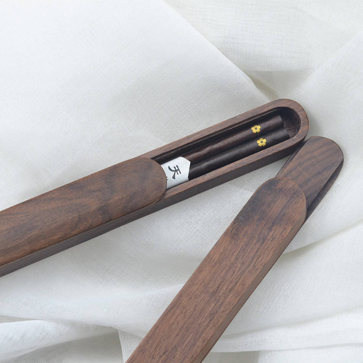 Palillos con caja de regalo