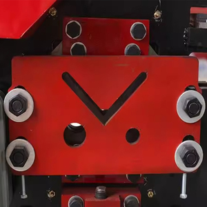 Machine de découpe mécanique en acier de haute qualité avec capacité de cisaillement de 360 kN pour tôles de 8 à 14 mm, combinant la découpe et le poinçonnage des métaux - Product Image 6