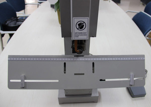 Agrafeuse de reliure de livres à tête unique, machine de reliure de bureau pour livres et papiers - Product Image 4