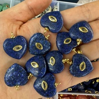 Pendentif en laiton plaqué or 18 carats avec incrustation de pierres naturelles vintage en forme de cœur (Lapis Lazuli, Améthyste, Œil de Tigre, Zircon coloré) pour le bricolage