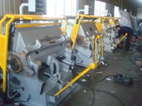 Machine de découpe et de rainurage semi-automatique MJRY-1 pour boîtes en carton avec machine de découpe à l'emporte-pièce en acier