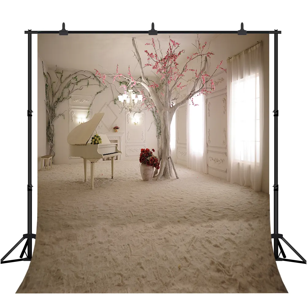 LATAR BELAKANG fotografi pernikahan dalam ruangan Piano putih dan tirai panjang latar belakang bunga pernikahan romantis latar belakang foto