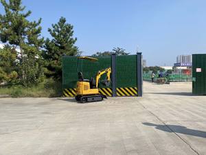 Nuovo Escavatore Cingolato Mini da 0,8 Tonnellate, Vendita Diretta dalla Fabbrica, Alta Potenza di Scavo per Uso Domestico e Giardinaggio - Product Image 3